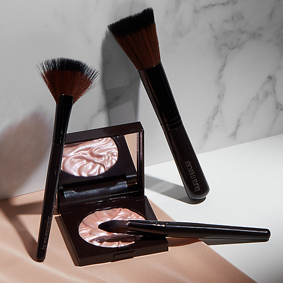 Face Illuminator Highlighting Powder? - Image 18